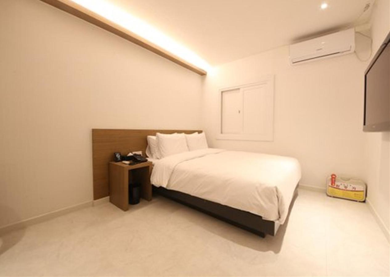 Busan Seomyeon Business Hotel J7 Εξωτερικό φωτογραφία